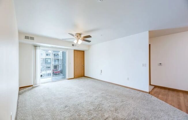 2 beds, 2 baths, 1,058 sqft, $1,475, Unit 810-113