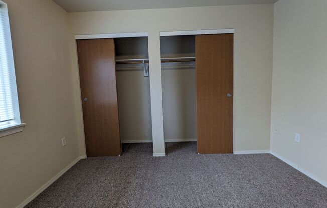 2 beds, 2 baths, 994 sqft, $1,200, Unit E106