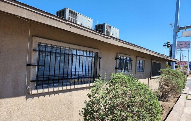 2501 Cedar Ave