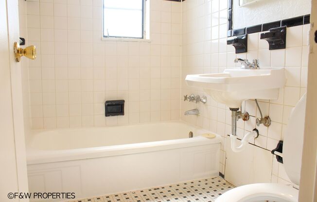 1 bed, 1 bath, 500 sqft, $825, Unit 1734-07