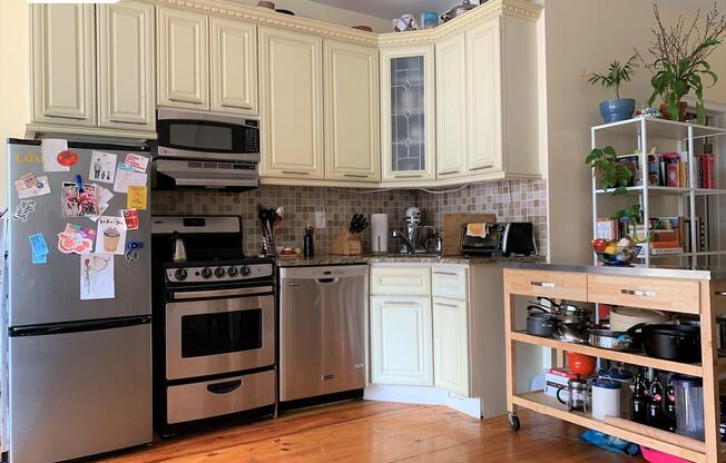 527 NOSTRAND AVE