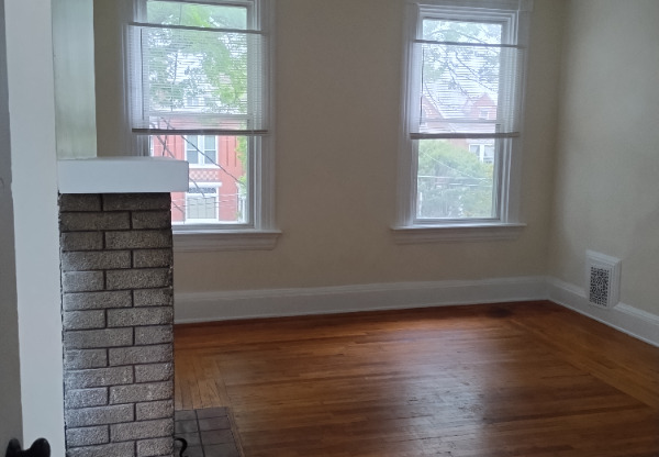 536 HOWELL AVE