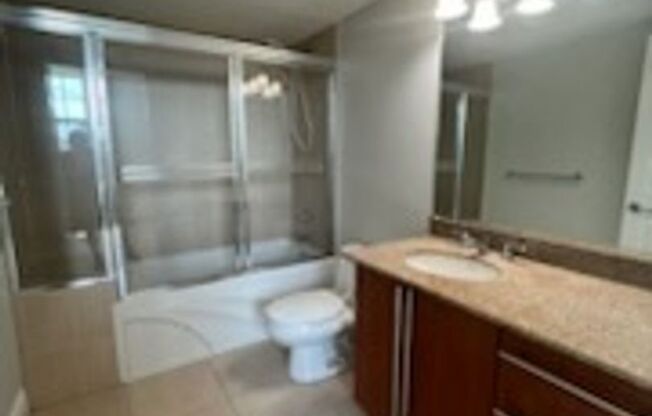 1 bed, 1.5 baths, $2,300, Unit # 521