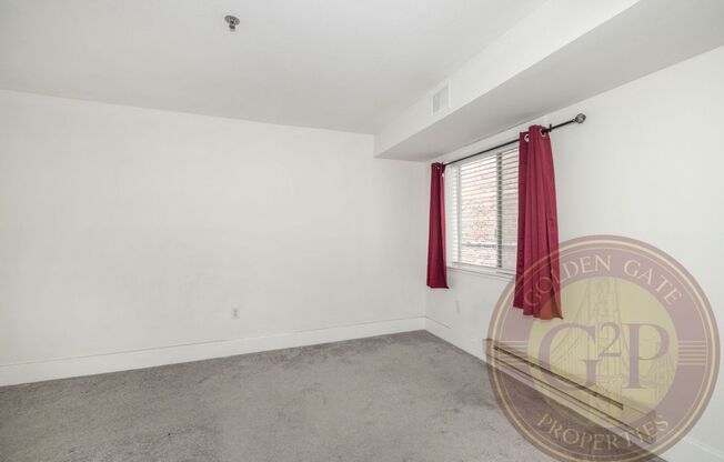 2 beds, 1 bath, $3,250