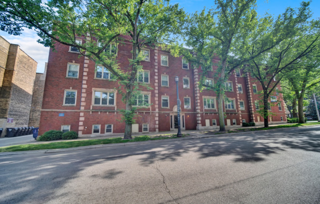 1024 Noyes