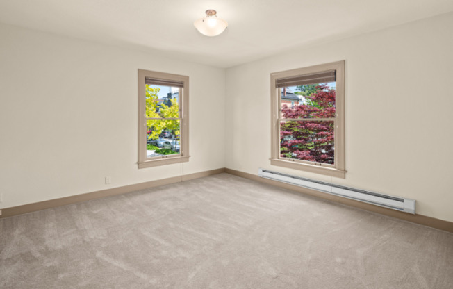 935 13 AVE