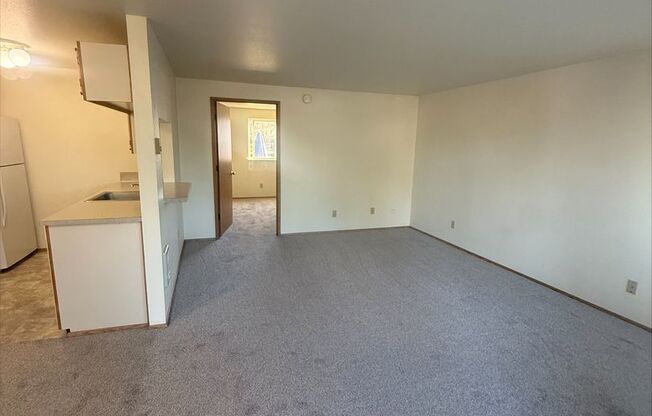 1 bed, 1 bath, 725 sqft, $1,125, Unit 3679C