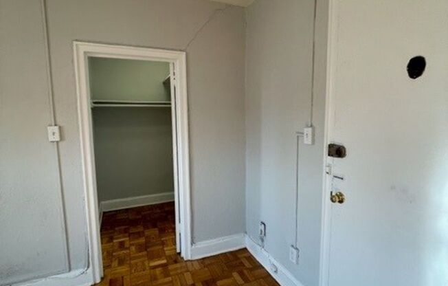 Studio, 1 bath, 300 sqft, $1,575, Unit 503