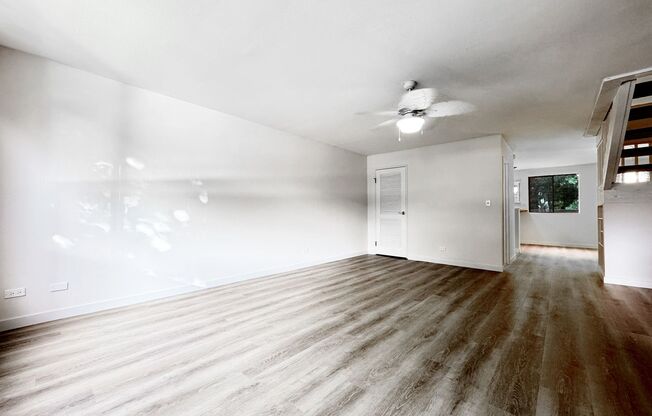 Pet Friendly Hawaii Kai Townhouse with A/C