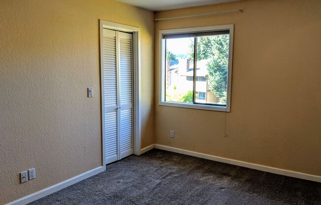 2 beds, 2 baths, $2,600, Unit Apt 303