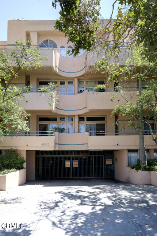 4830 Elmwood Ave Apt 206