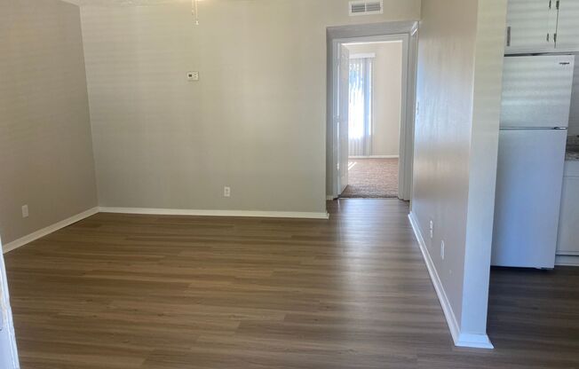 1 bed, 1 bath, 700 sqft, $700, Unit EC 14