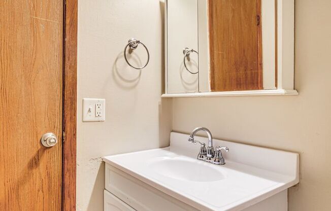 1 bed, 1 bath, 610 sqft, $1,315, Unit 257-303