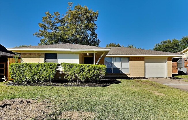 4127 HYDE PARK DR