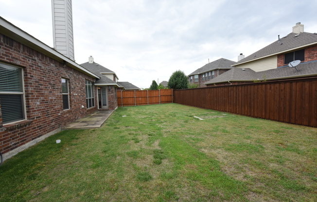 3 beds, 2 baths, $2,285