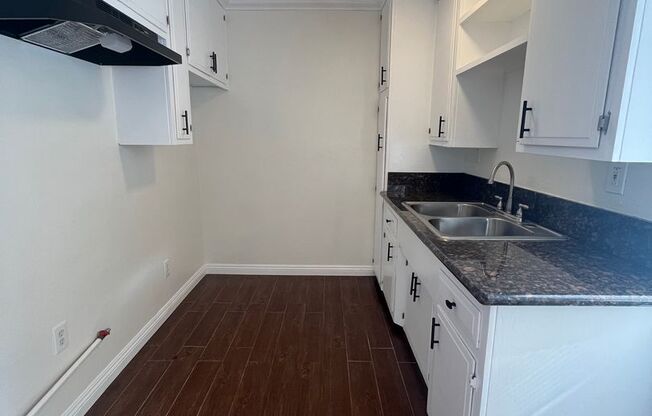 1 bed, 1 bath, $2,050, Unit 4