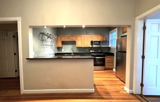 1 bed, 1 bath, 700 sqft, $2,100, Unit 1