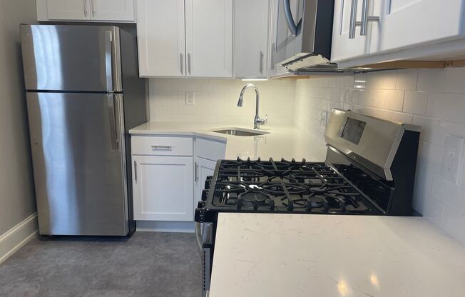 Studio, 1 bath, 500 sqft, $1,395, Unit 108A