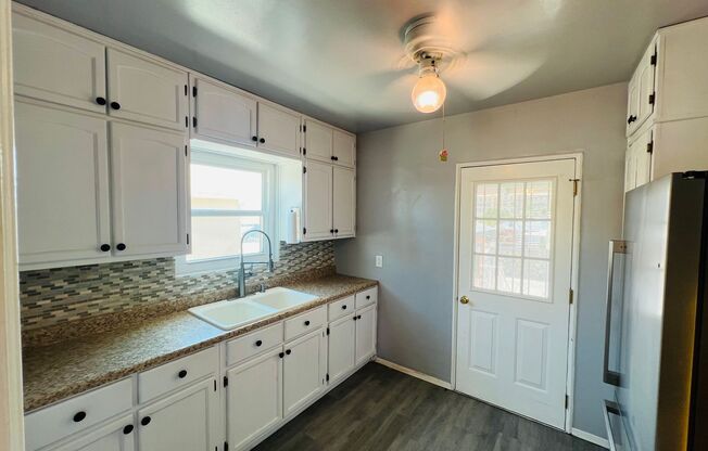 Charming 3 bedroom, 2 bath home in Central El Paso!