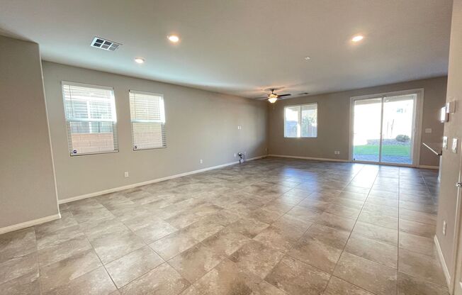 4512 Moon Hill Rock