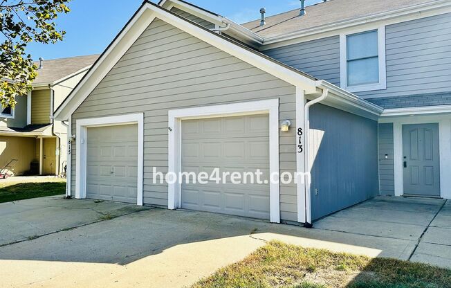 Maintenance Free Living in Gardner w/ Plenty of Living Space and Large Bedrooms!