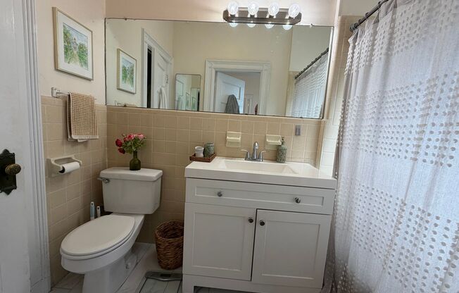 1 bed, 1 bath, 500 sqft, $2,500, Unit 51