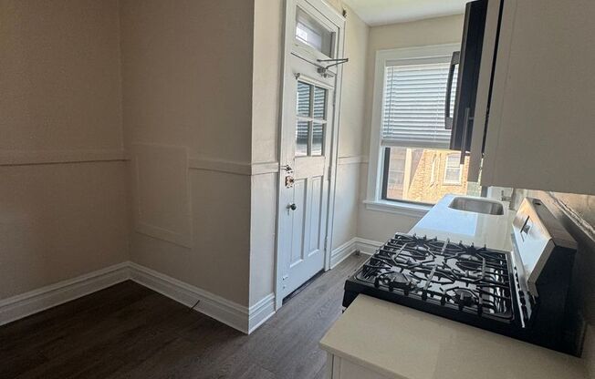 1 bed, 1 bath, 590 sqft, $1,745, Unit 615-2D