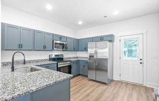 Luxury Townhome For Rent Near Billy Dunlop Park!