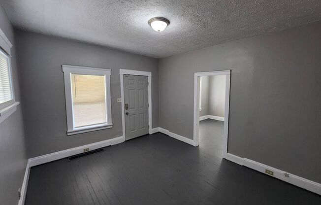 12121 Angelus Ave Cleveland OH 44105