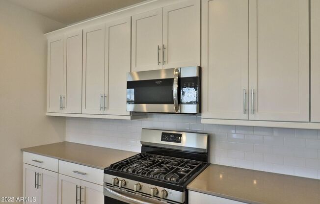 Beautiful 4 Bedroom 2 Bath Home in Mystic