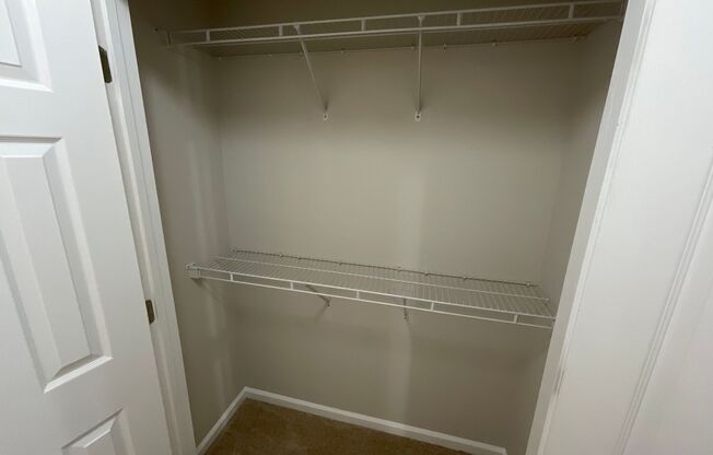 1 bed, 1 bath, 765 sqft, $1,125, Unit 2752-9