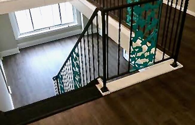 2 beds, 2 baths, 1,300 sqft, $1,695, Unit B11