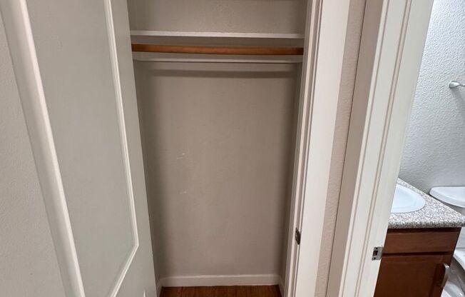 1 bed, 1 bath, 650 sqft, $1,125, Unit 7