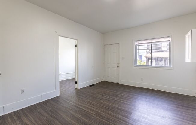 1 bed, 1 bath, 2,300 sqft, $1,150, Unit Apt 1