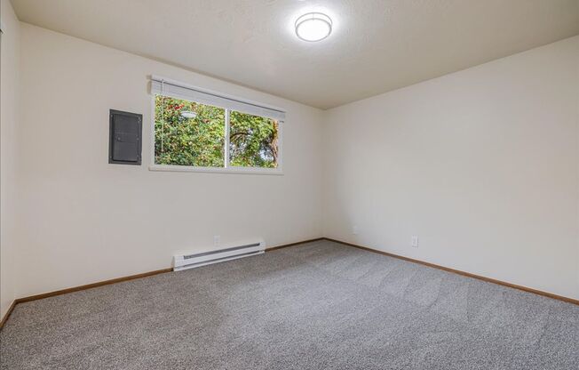 2 beds, 1 bath, 900 sqft, $1,175, Unit 2305-10