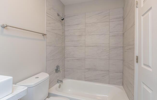 2 beds, 1 bath, $1,495