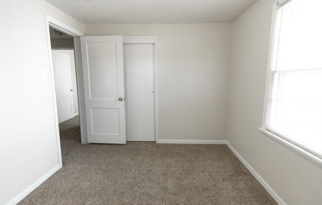 3 beds, 1 bath, $1,500