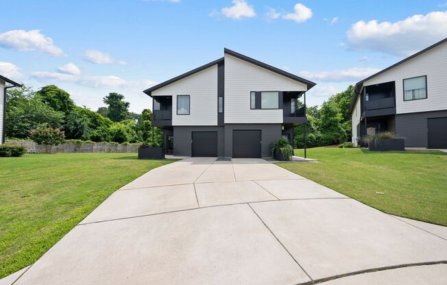 2200-102 Millbank Village CT