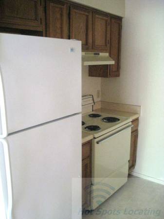 2 beds, 2 baths, 810 sqft, $1,125, Unit 1208