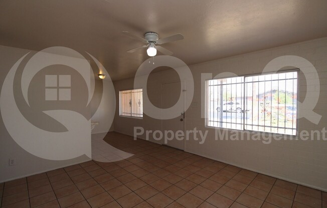 1346 N 41 AVE