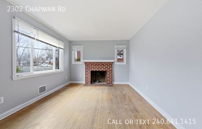 2302 CHAPMAN RD