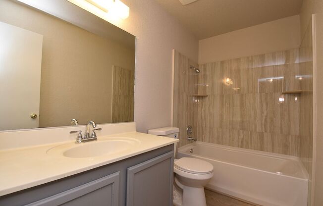 2 beds, 2 baths, $1,490, Unit # 202