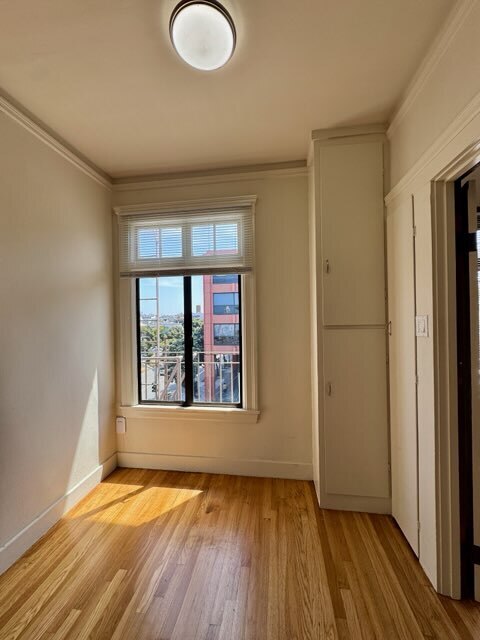 405 6th Ave