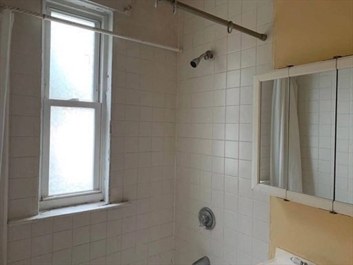 1 bed, 1 bath, 421 sqft, $2,200, Unit 1