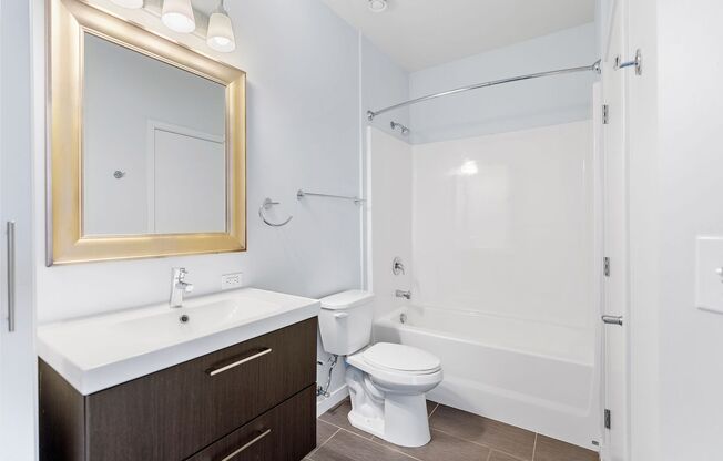 1 bed, 1 bath, 755 sqft, $1,895, Unit 810