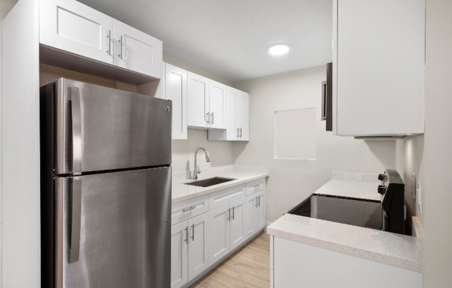 1310 W 29 ST