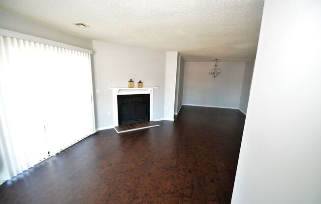 2 beds, 2 baths, $1,295