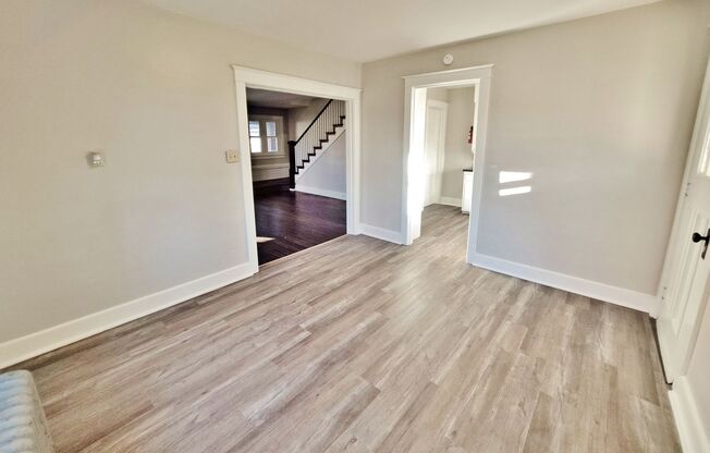 3 beds, 1 bath, $1,435, Unit 8 W Jackson