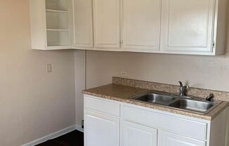 2423 &amp; 2425 Negley Court