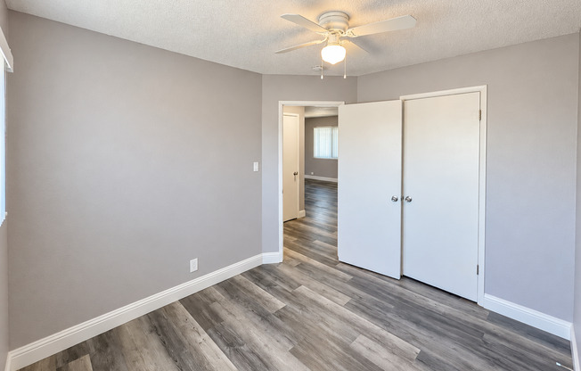 Oak Ridge Apartments